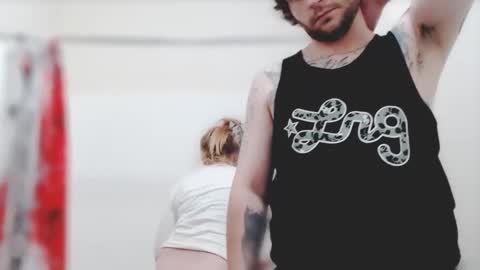 Snapshot of meowzers777 chatting on 09-25-25, 06:44 meowzers777 online show from 09-25-25, 06:44