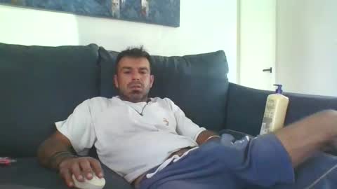 Mercedes190d online show from 10-21-25, 05:57