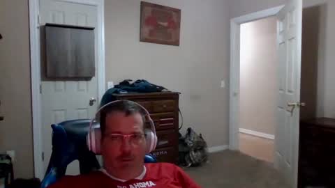 mercer1977 online show from 10-25-25, 06:57