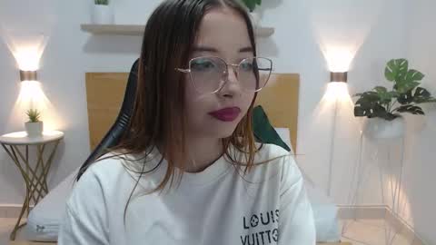 merida06 online show from 11-27-25, 09:39