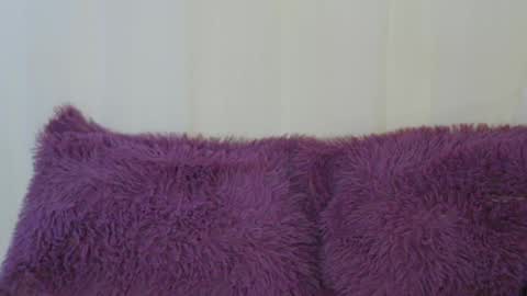 Snapshot of merida_bell18 chatting on 01-01-25, 03:56 Merida Bell online show from 01-01-25, 03:56