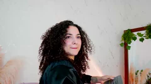 Merida Bell online show from 02-03-26, 12:31