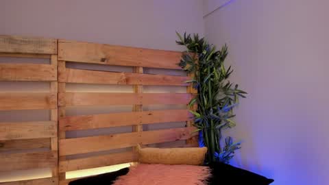 Merida  online show from 02-01-25, 03:50