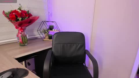 Merida  online show from 02-15-25, 12:43