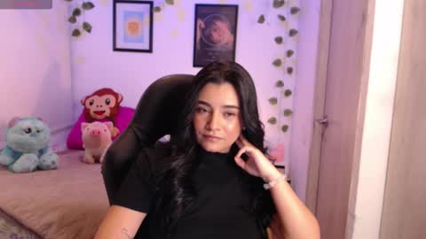 Snapshot of merilynwhithe_ chatting on 09-29-25, 03:33 Merilyn online show from 09-29-25, 03:33
