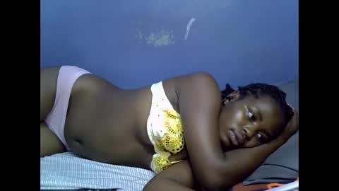 merlin_queen online show from 12-15-25, 06:23