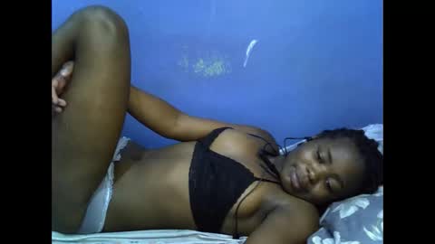 merlin_queen online show from 12-23-25, 07:17