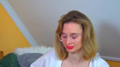 Snapshot of merlinmeyer chatting on 02-18-26, 06:20 Merlin online show from 02-18-26, 06:20