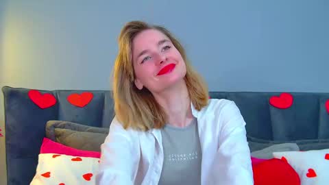 Snapshot of merlinmeyer chatting on 02-19-26, 06:31 Merlin online show from 02-19-26, 06:31