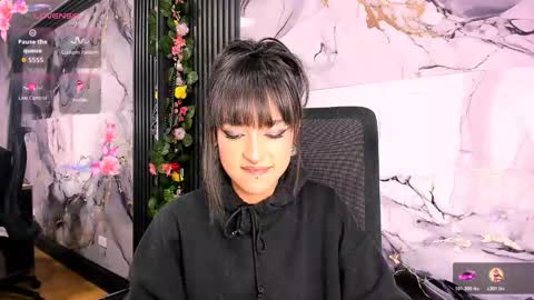 Snapshot of merlynn_ chatting on 10-22-25, 02:34 Diane 3 online show from 10-22-25, 02:34