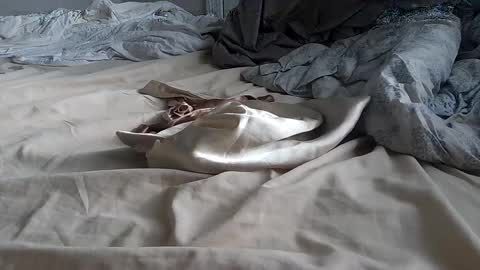 Snapshot of mermaidonland25 chatting on 10-08-25, 04:59 mermaidonland25 online show from 10-08-25, 04:59