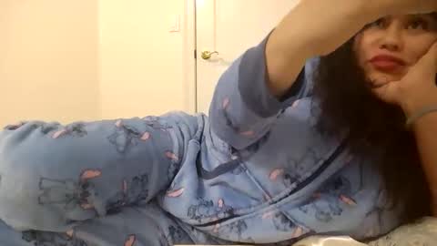 Snapshot of mermaidonland25 chatting on 10-20-25, 04:35 mermaidonland25 online show from 10-20-25, 04:35