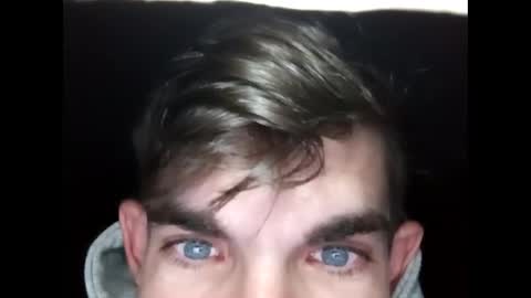 Snapshot of merrdaddyy chatting on 10-18-25, 08:26 merrdaddyy online show from 10-18-25, 08:26