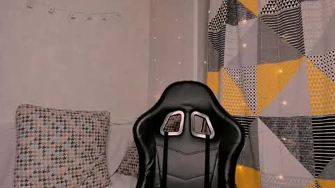 mary online show from 03-21-26, 02:09