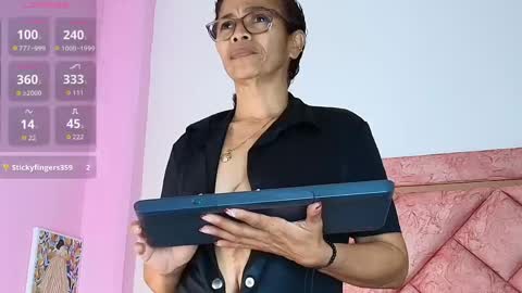 Snapshot of merybeks chatting on 05-04-26, 10:44 Mery Beks online show from 05-04-26, 10:44