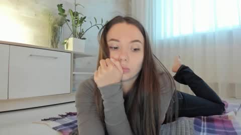 Snapshot of meryfoxxx chatting on 01-21-25, 02:05 meryfoxxx online show from 01-21-25, 02:05