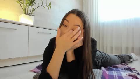 Snapshot of meryfoxxx chatting on 02-09-25, 12:19 meryfoxxx online show from 02-09-25, 12:19