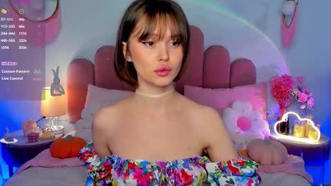 Snapshot of merylew chatting on 10-17-25, 05:21 Anna online show from 10-17-25, 05:21