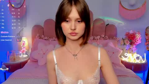 Snapshot of merylew chatting on 05-21-26, 12:12 Anna online show from 05-21-26, 12:12