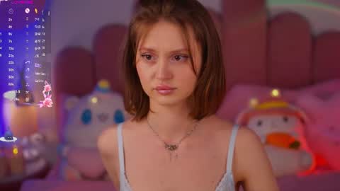 Snapshot of merylew chatting on 06-19-26, 05:34 Anna online show from 06-19-26, 05:34