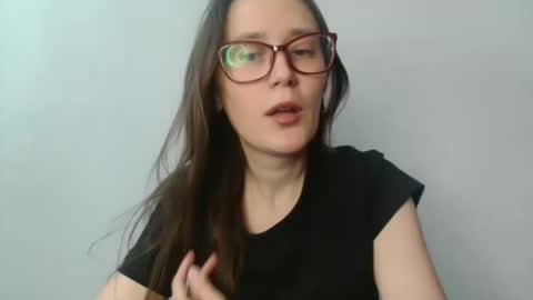 Snapshot of mesmerizing_hypn0_goddess chatting on 10-12-25, 03:55 Jessica online show from 10-12-25, 03:55