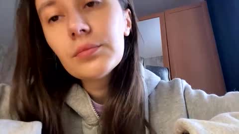 Snapshot of mesmerizing_hypn0_goddess chatting on 11-15-25, 08:33 Jessica online show from 11-15-25, 08:33