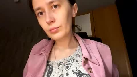 Snapshot of mesmerizing_hypn0_goddess chatting on 11-17-25, 07:52 Jessica online show from 11-17-25, 07:52