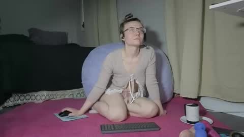 Dainty online show from 02-11-26, 11:32