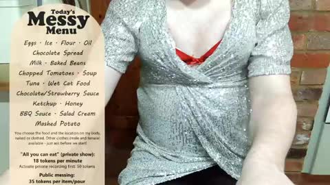 Snapshot of messyxdresser chatting on 03-11-26, 10:05 messyxdresser online show from 03-11-26, 10:05