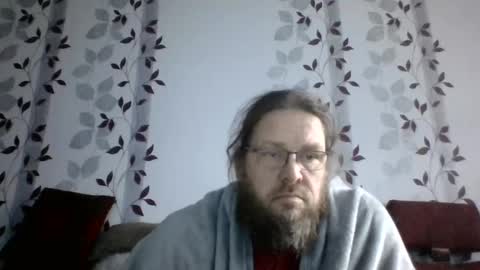 Snapshot of metallbuddy chatting on 12-19-24, 09:51 ask me online show from 12-19-24, 09:51