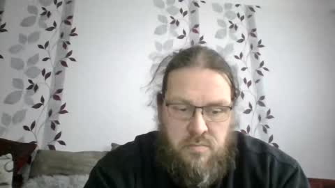 Snapshot of metallbuddy chatting on 12-22-24, 12:27 ask me online show from 12-22-24, 12:27