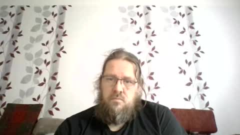 Snapshot of metallbuddy chatting on 01-02-25, 10:05 ask me online show from 01-02-25, 10:05