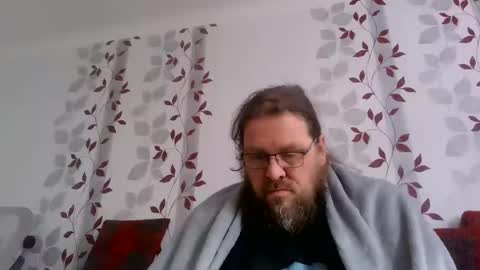 Snapshot of metallbuddy chatting on 01-06-25, 10:35 ask me online show from 01-06-25, 10:35