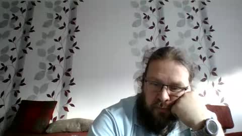 Snapshot of metallbuddy chatting on 01-07-25, 08:03 ask me online show from 01-07-25, 08:03