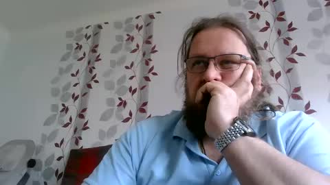 Snapshot of metallbuddy chatting on 01-20-25, 12:18 ask me online show from 01-20-25, 12:18