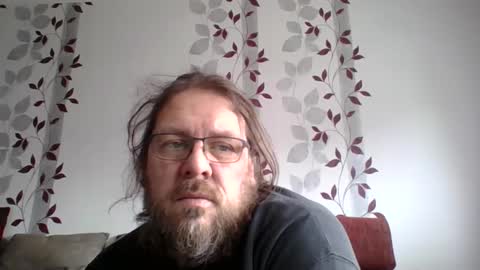 Snapshot of metallbuddy chatting on 02-15-25, 10:44 ask me online show from 02-15-25, 10:44