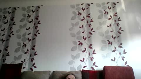 Snapshot of metallbuddy chatting on 02-16-25, 10:21 ask me online show from 02-16-25, 10:21