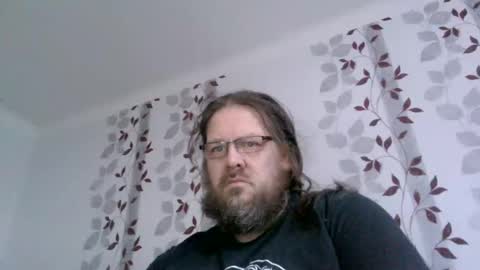 Snapshot of metallbuddy chatting on 02-27-25, 06:40 ask me online show from 02-27-25, 06:40