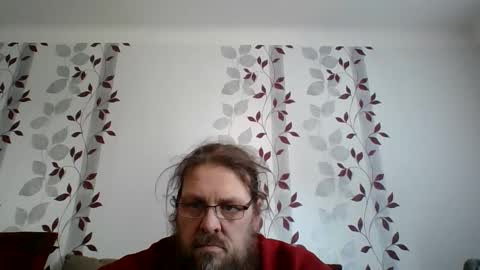 Snapshot of metallbuddy chatting on 03-05-25, 12:33 ask me online show from 03-05-25, 12:33
