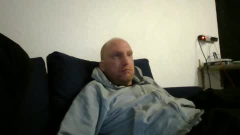 metaller123456 online show from 03-29-26, 06:52