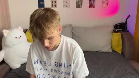 Arthur online show from 04-12-26, 03:39