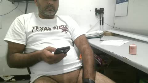 Snapshot of metter26 chatting on 06-20-26, 07:38 atx guy online show from 06-20-26, 07:38
