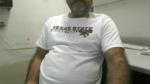 Snapshot of metter26 chatting on 06-21-26, 05:37 atx guy online show from 06-21-26, 05:37