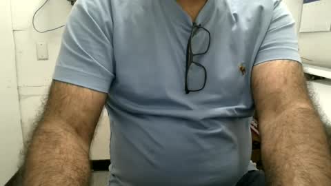 Snapshot of metter26 chatting on 06-25-26, 11:04 atx guy online show from 06-25-26, 11:04