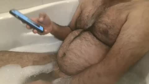 Snapshot of metter26 chatting on 07-16-26, 01:44 atx guy online show from 07-16-26, 01:44