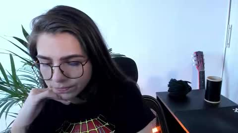 Meurif online show from 11-26-25, 03:13