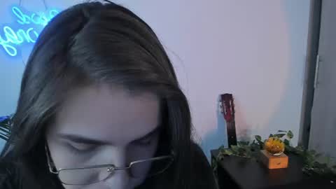 Snapshot of meurief chatting on 07-05-26, 12:17 Meurif online show from 07-05-26, 12:17