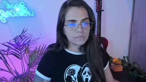 Snapshot of meurief chatting on 07-19-26, 12:14 Meurif online show from 07-19-26, 12:14