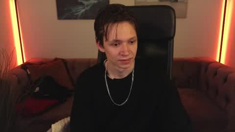 MEVERIK OUSHEN online show from 06-13-26, 08:18