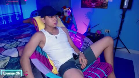 Snapshot of mexican_cum chatting on 09-17-25, 03:08 Jhon online show from 09-17-25, 03:08